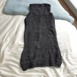 Thick and warm sweater vest